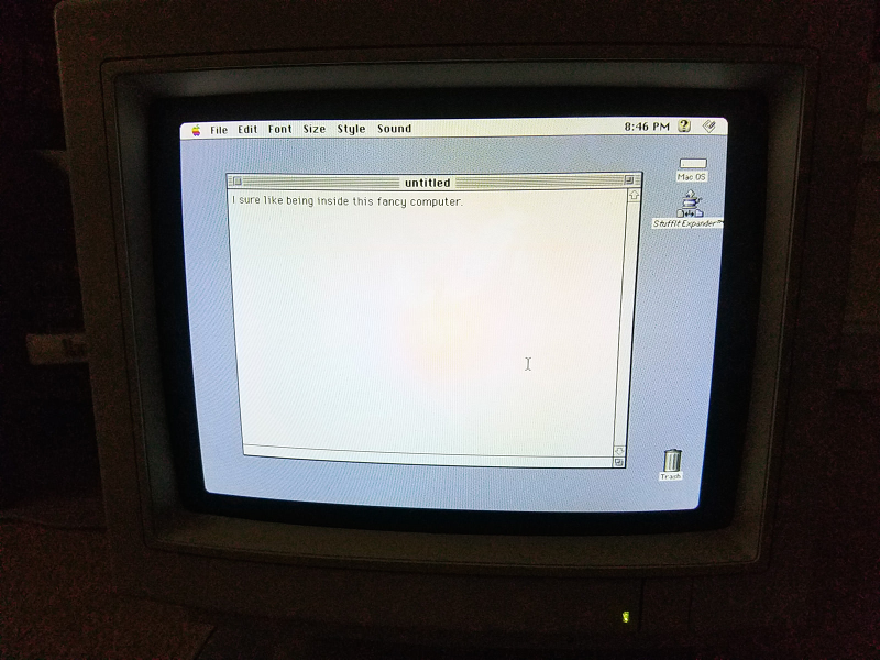 Illustration for article titled Craigslist find - Macintosh Performa 630CD